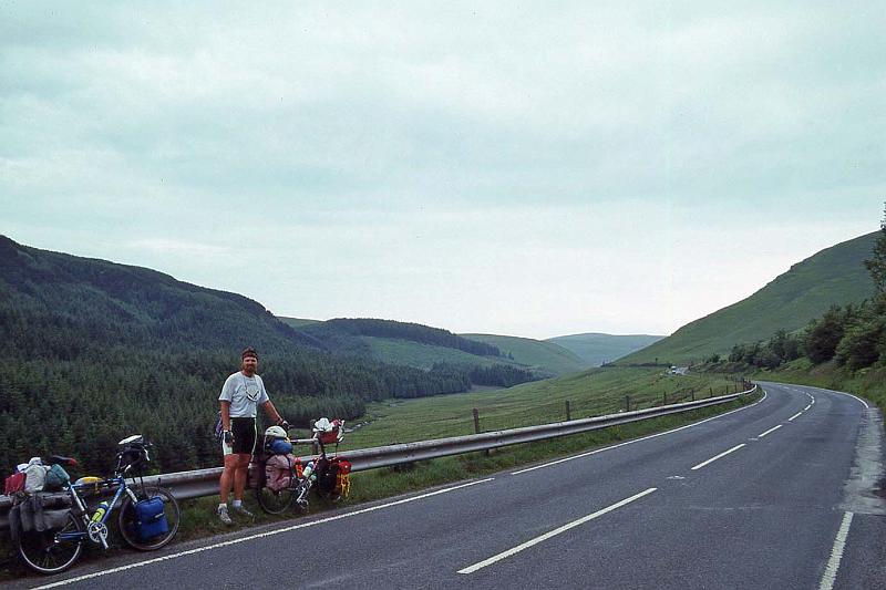 WT 2700 335-15 UK 1992-1.jpg